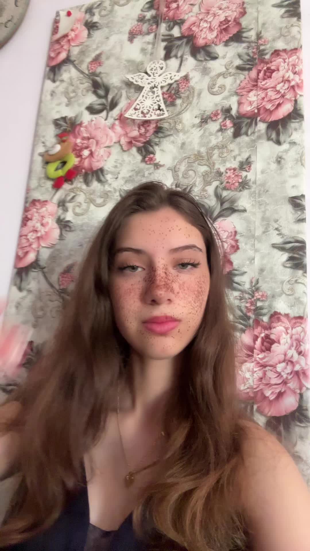 @Poli