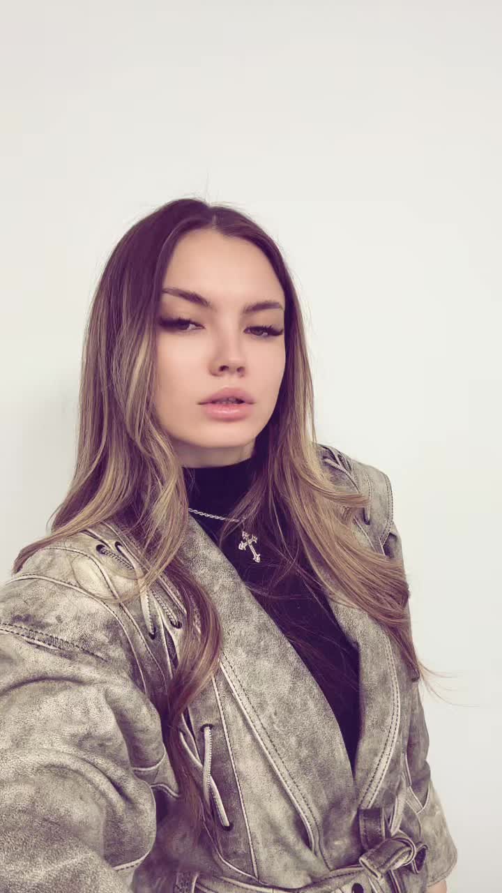 @Alice M. Ștefania
