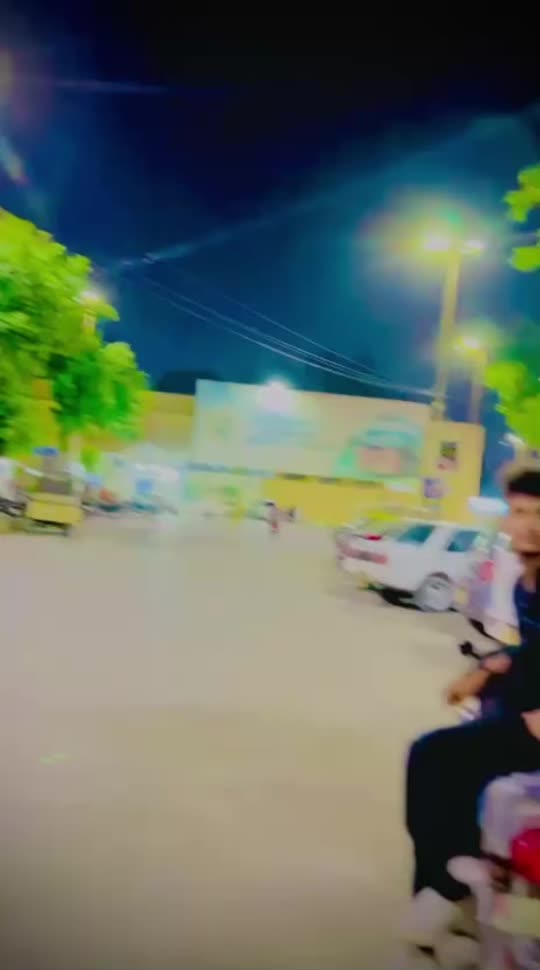 @SHAHZAIB👑KING💊✌️