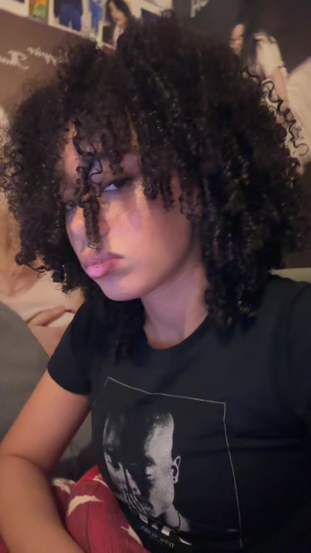 @roxannee