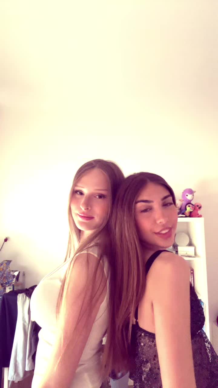 @elena 🎀