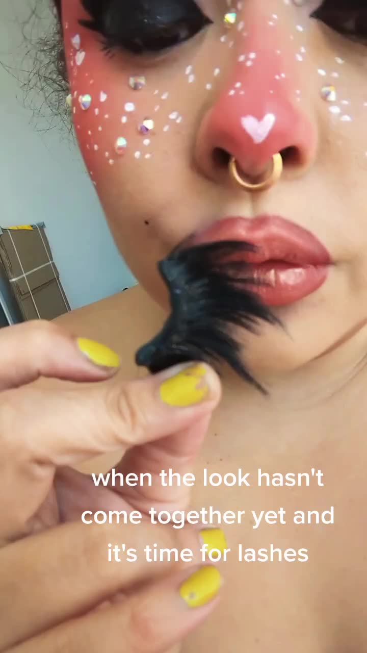 @holly graphic