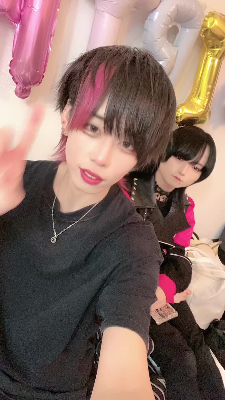 @とーま