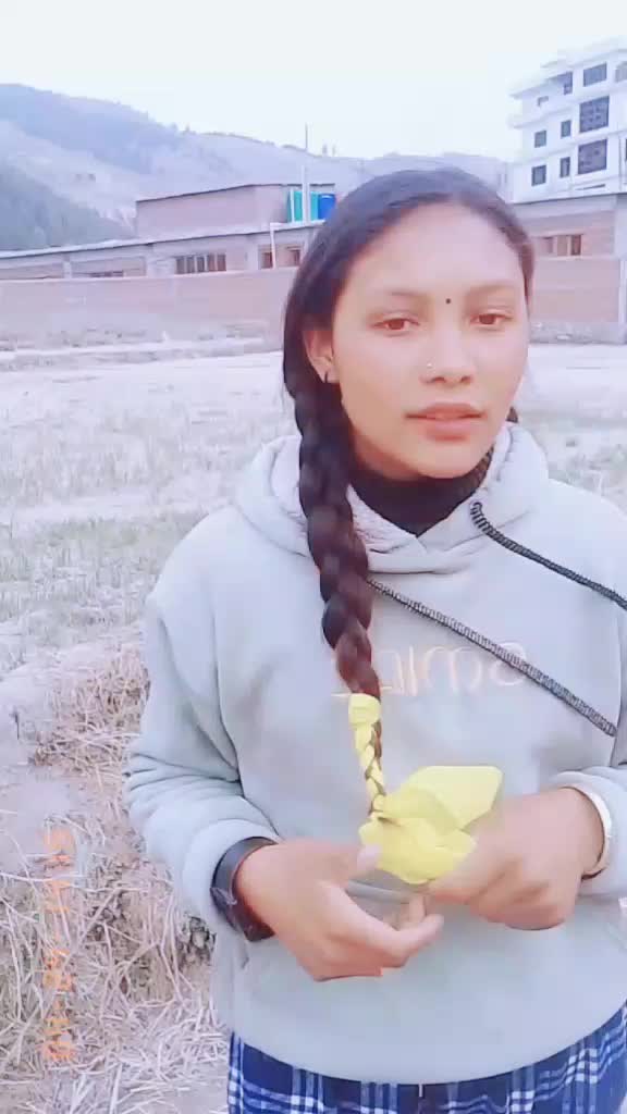 @Maya 😋😍🤩🤪😜😝