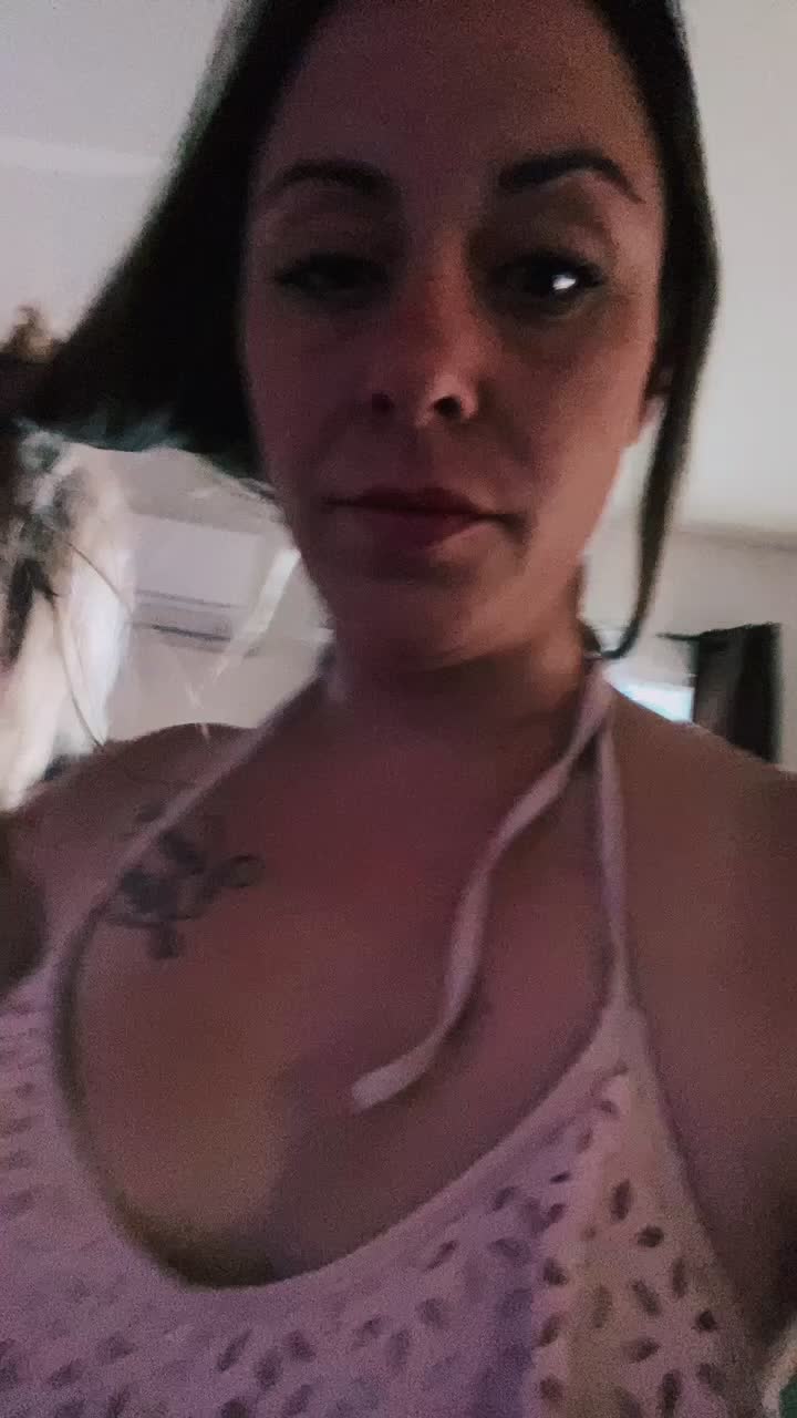 @<3
