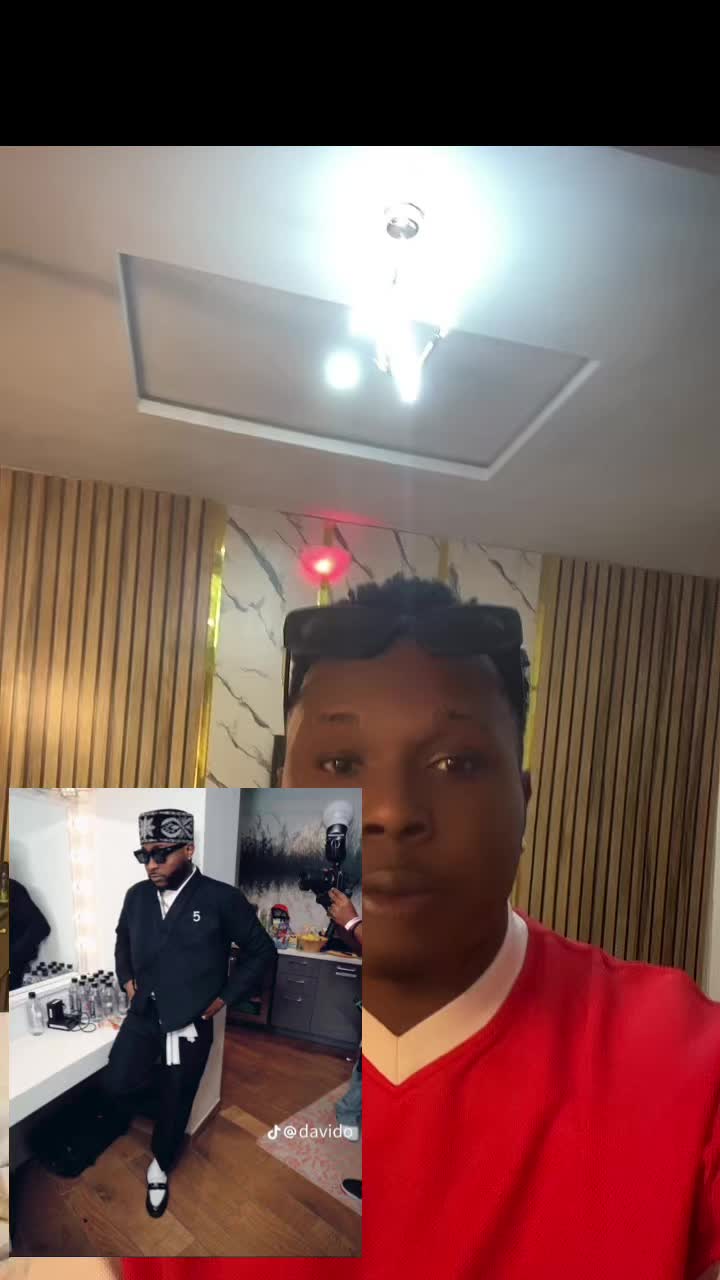 @VIP_COMIC