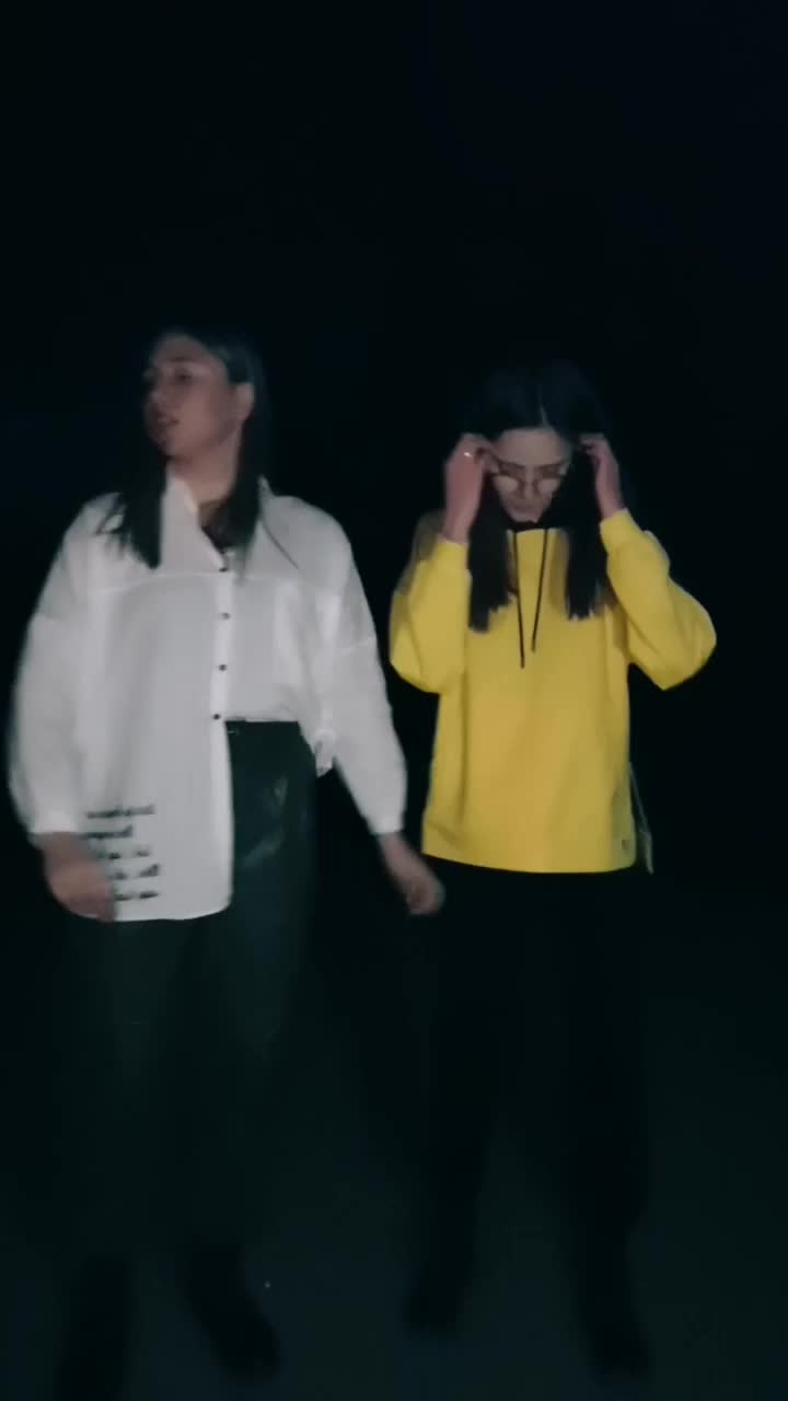 @Vika