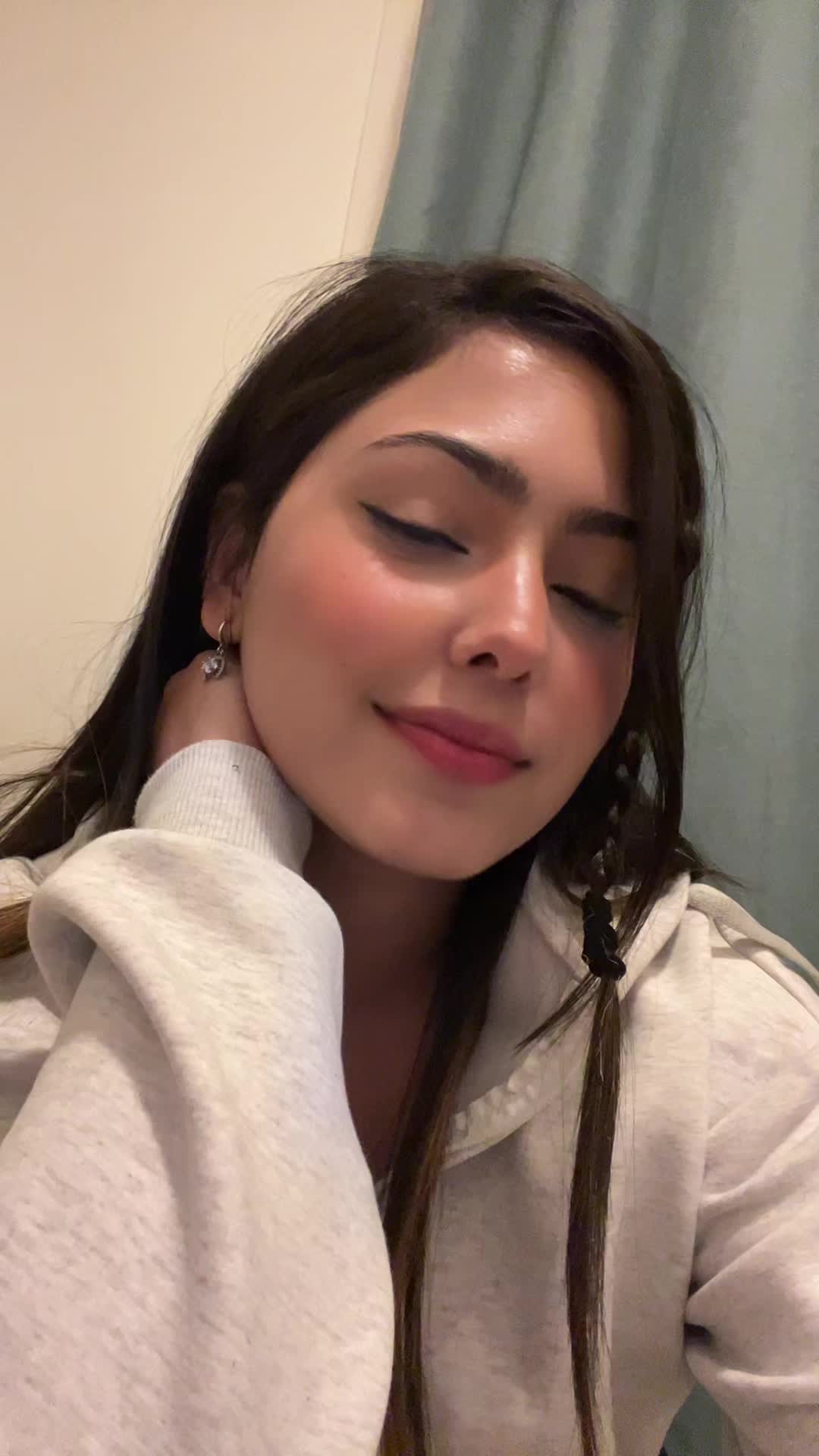 @priyankabhandariofficial