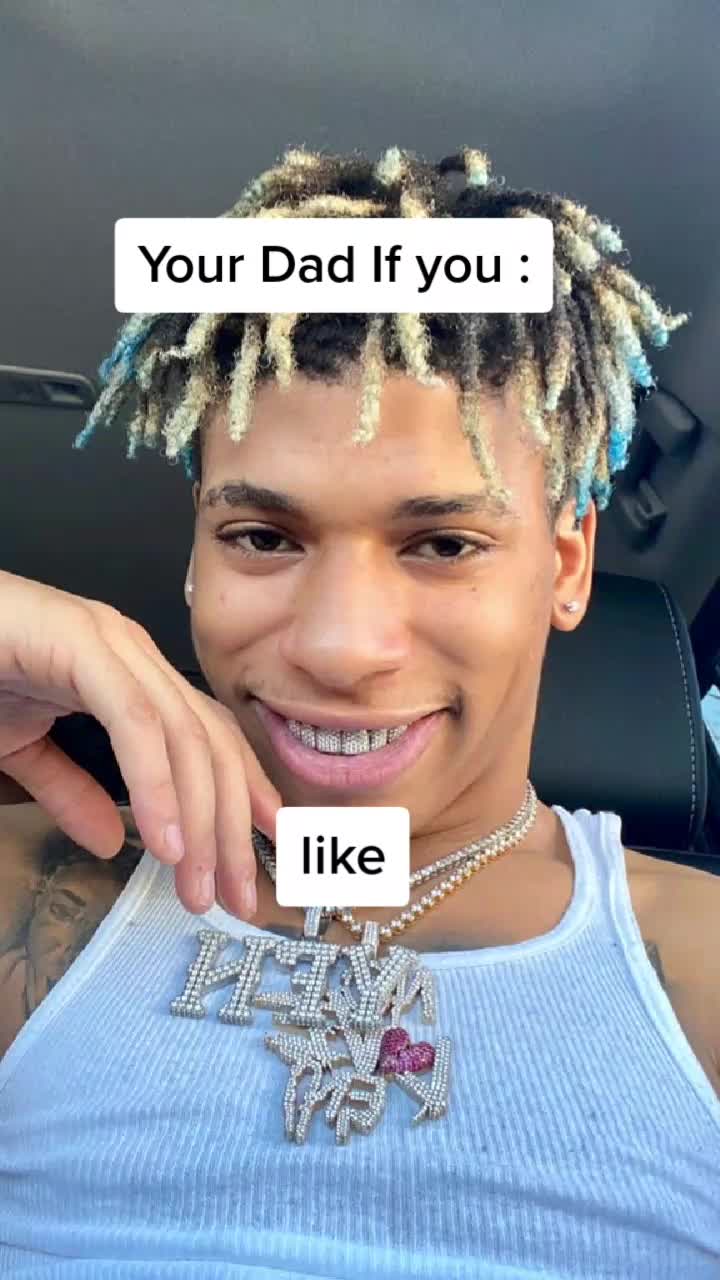 @Alex😁🔥