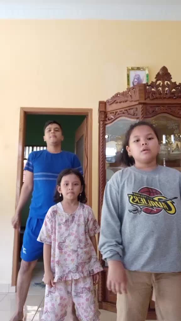 @Cantik Manja