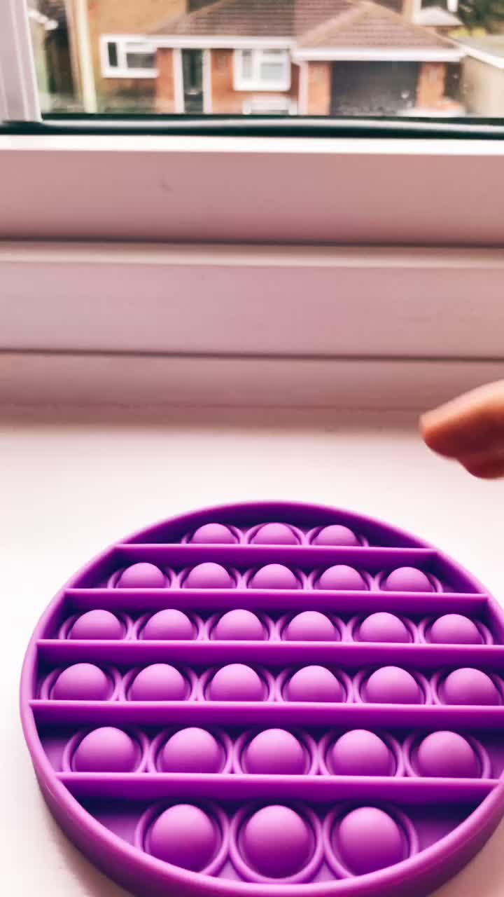 @🦋
