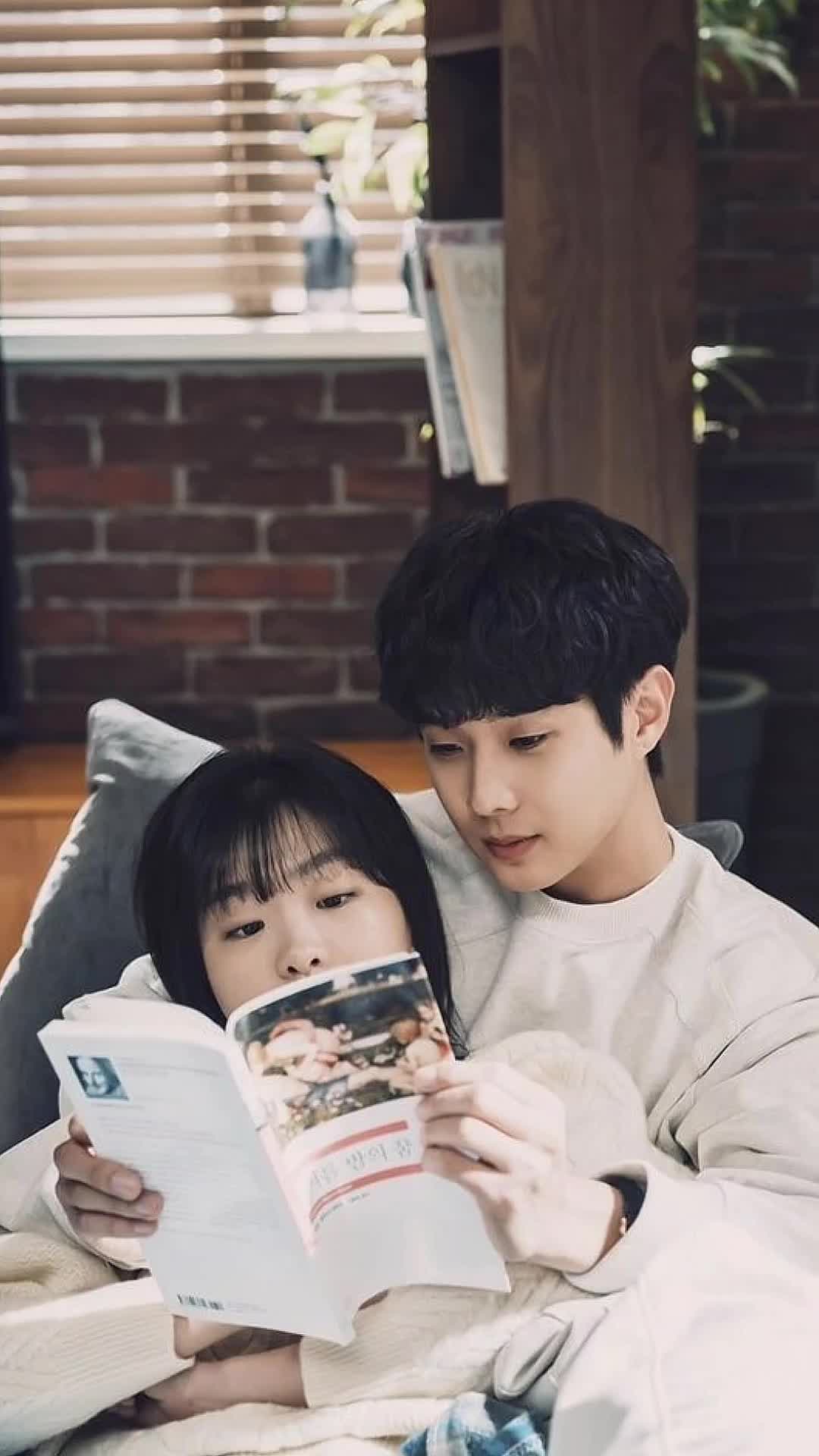 @😉