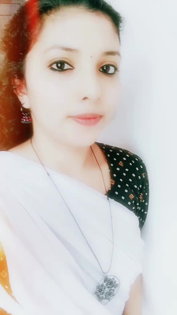 @_charu_