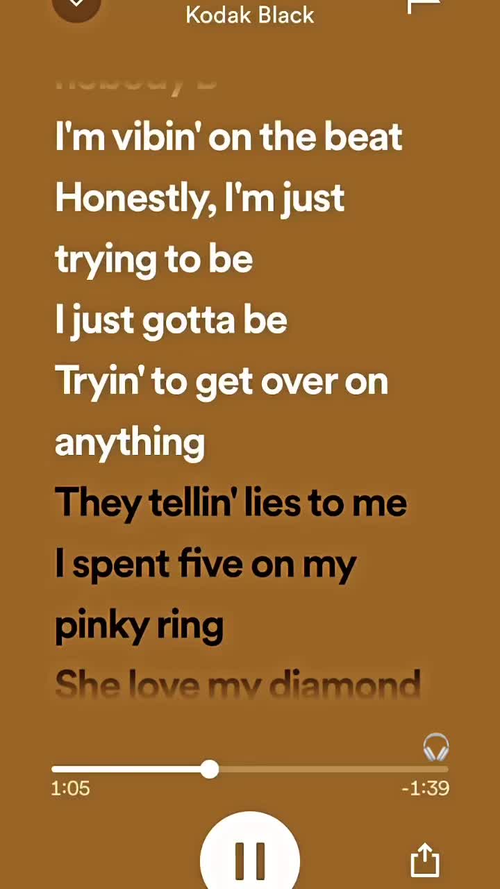@🎧