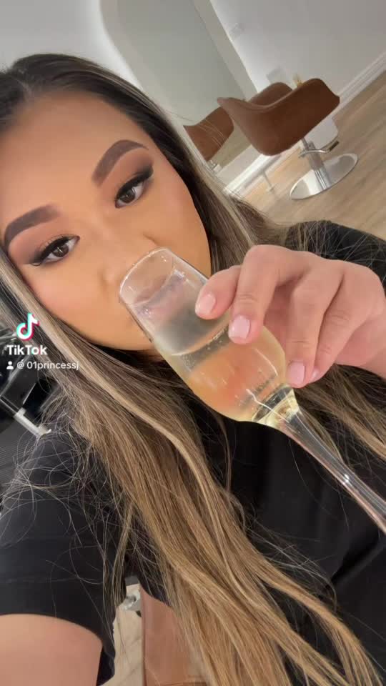 @Bbjennyy