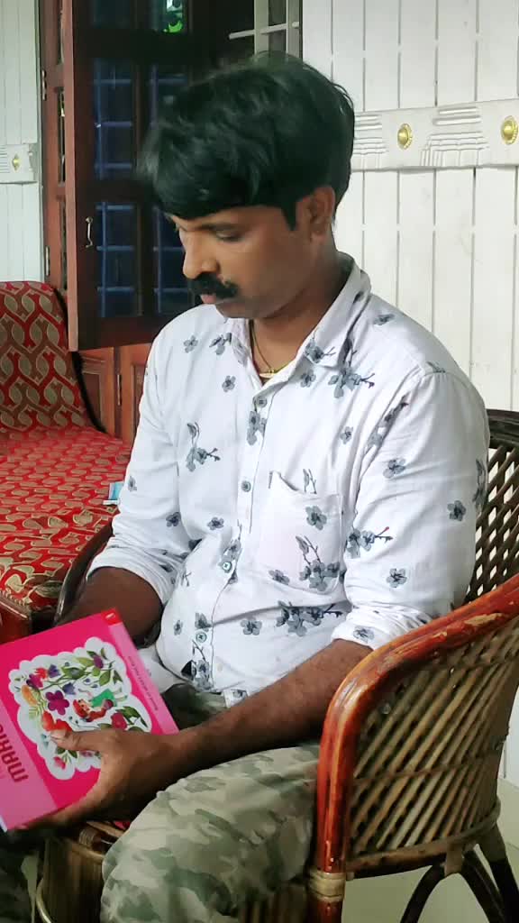 @aryahari