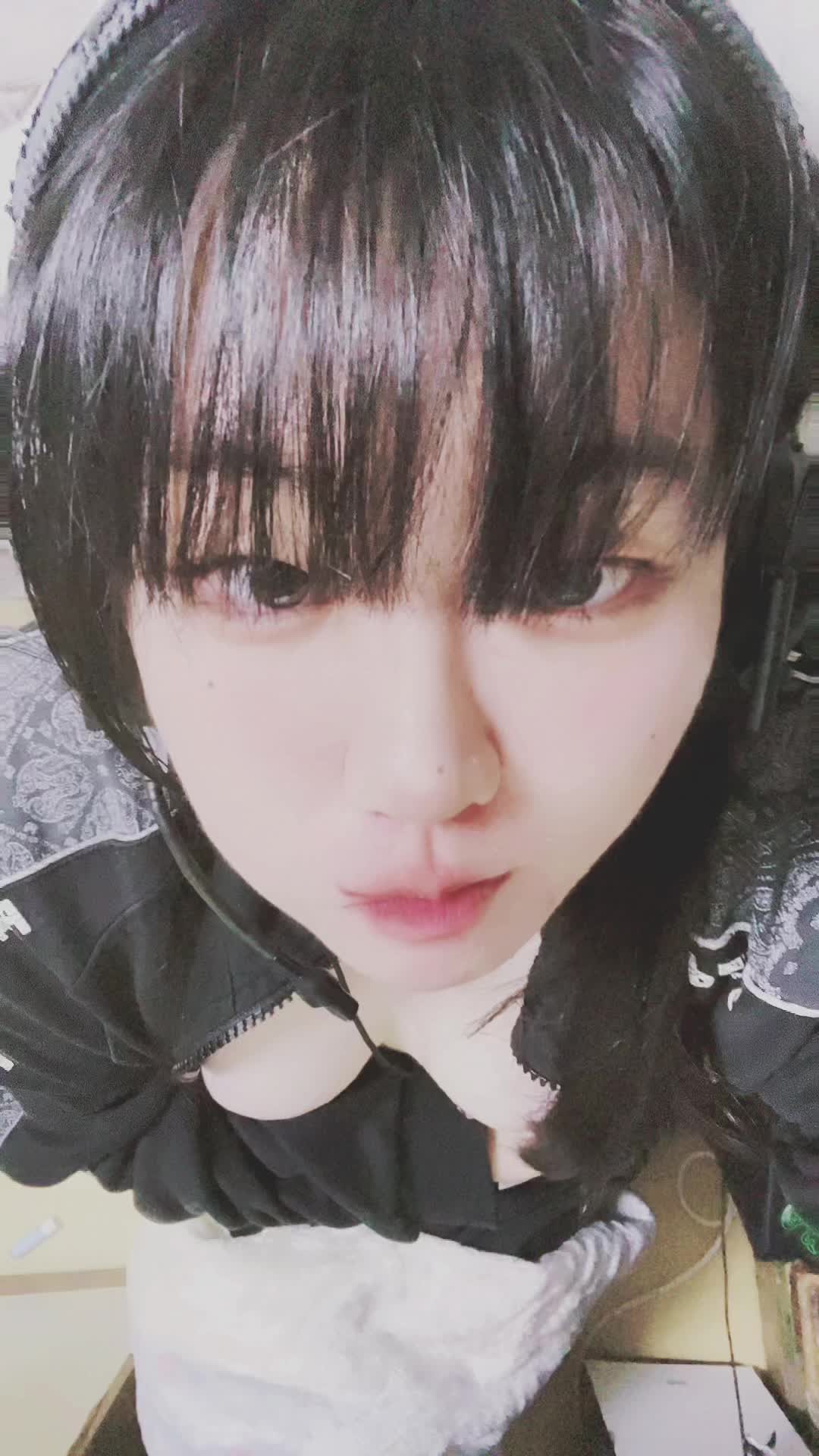 @라니