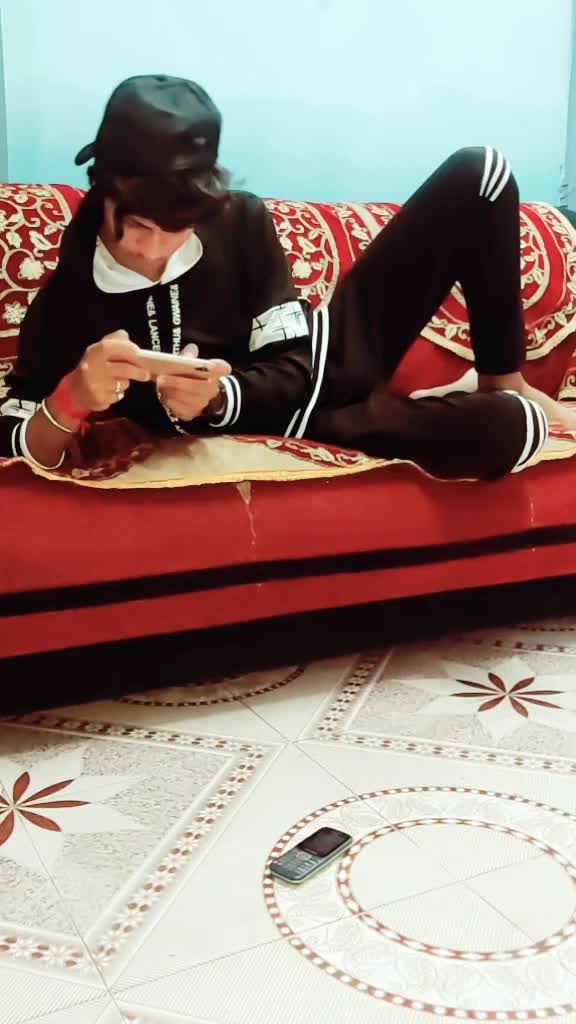 @👑royal bobby👑