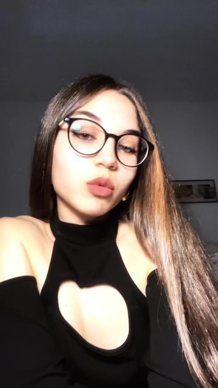 @emilia_bruno__