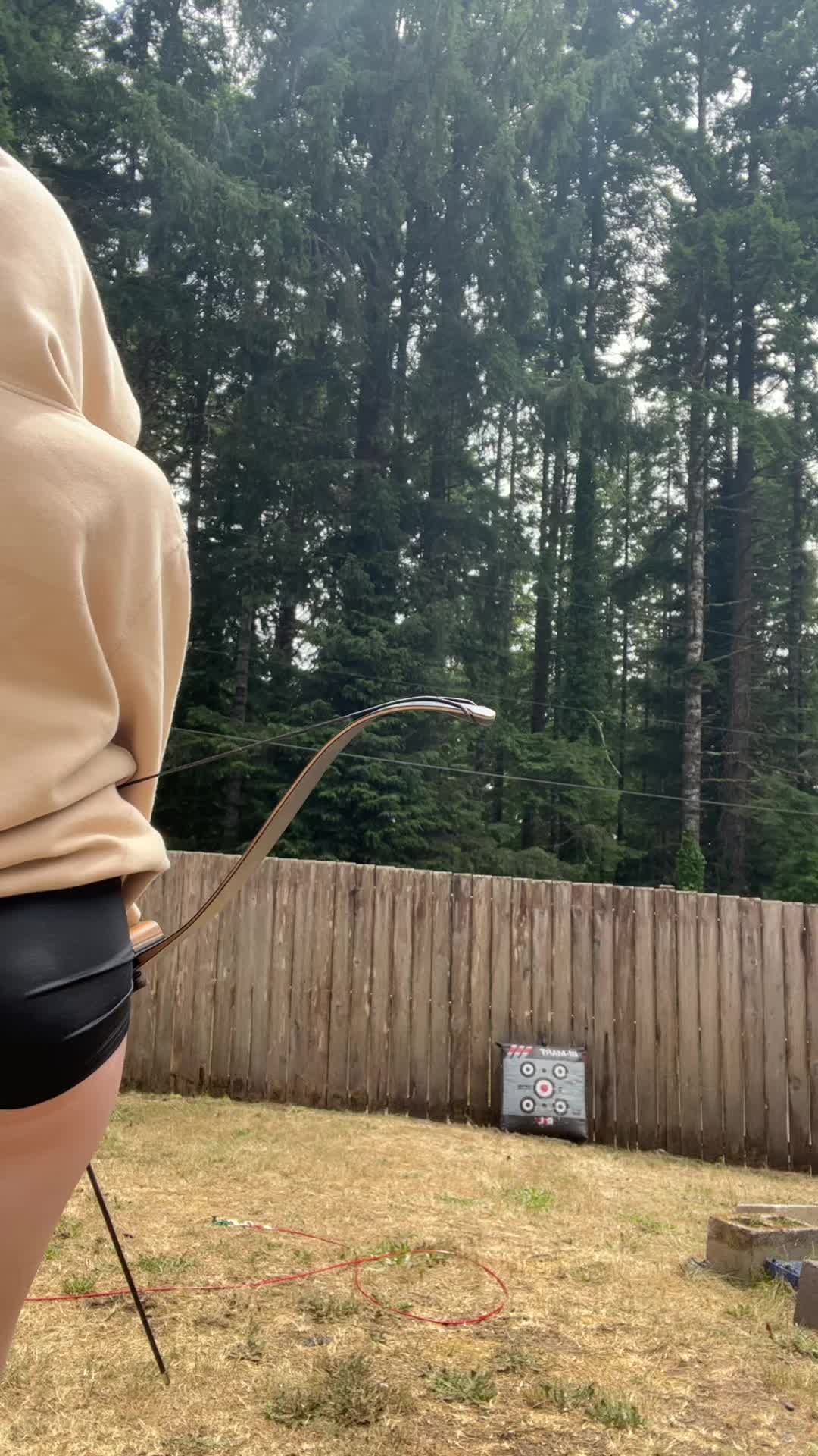 @(♡_♡)