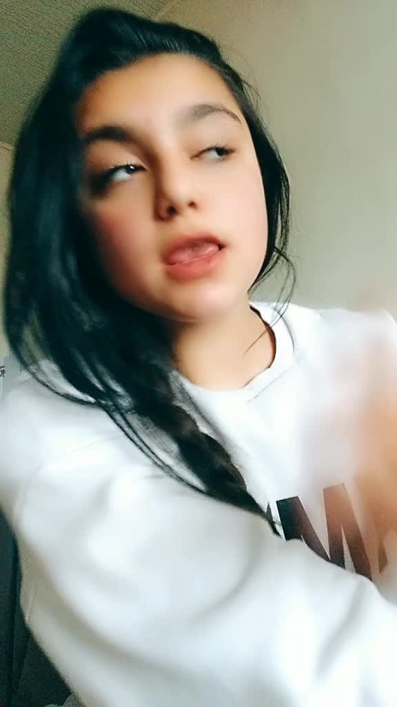 @Nur 🕊️