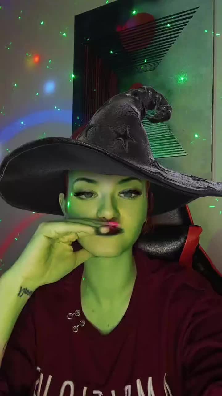 @Lilou