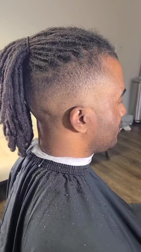 @backyard.barber.bar