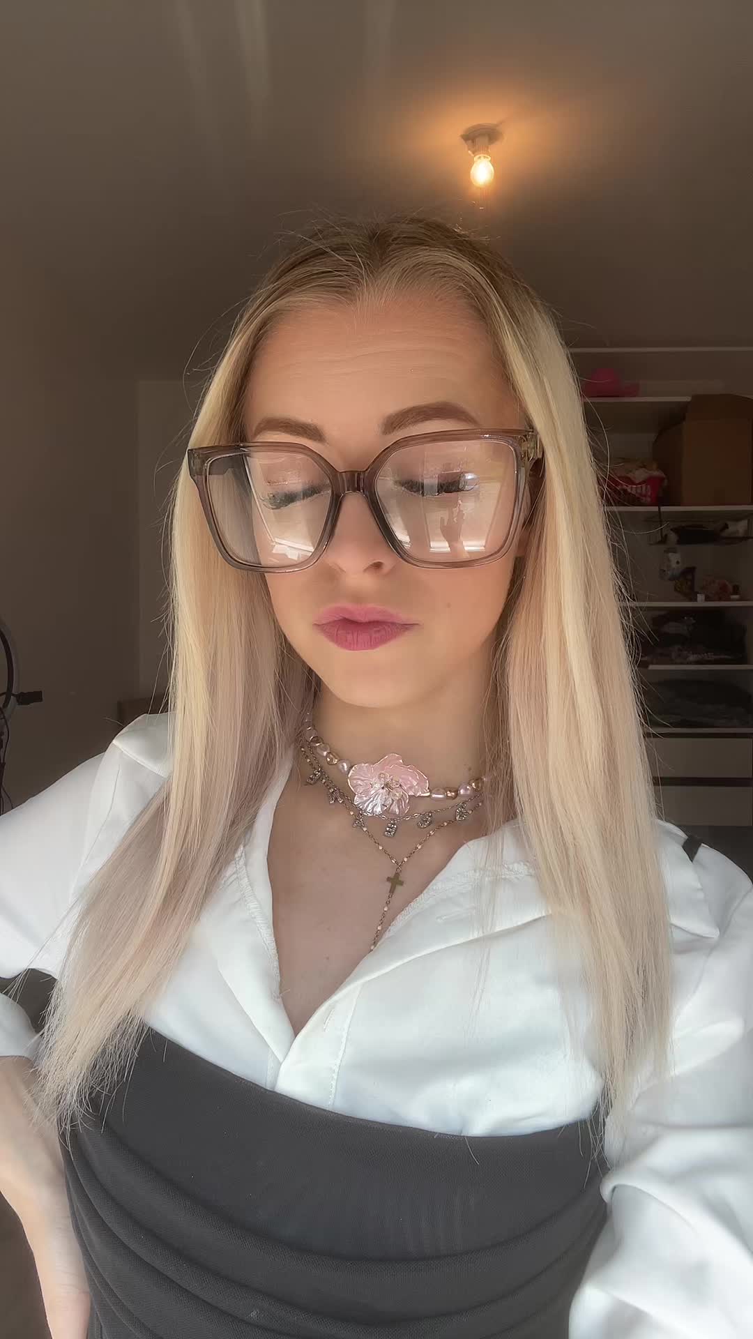 @_Oceww