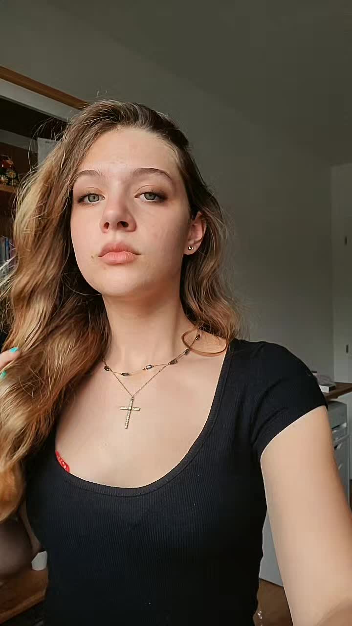 @hola🇵🇹🇲🇫