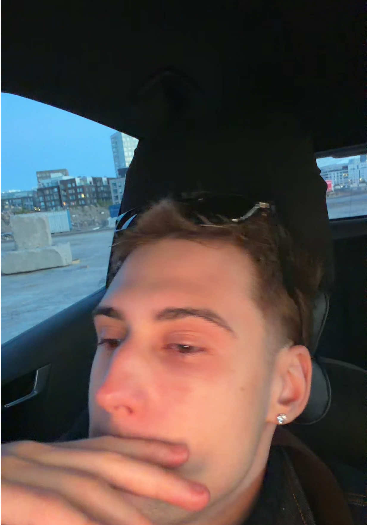 @Lage