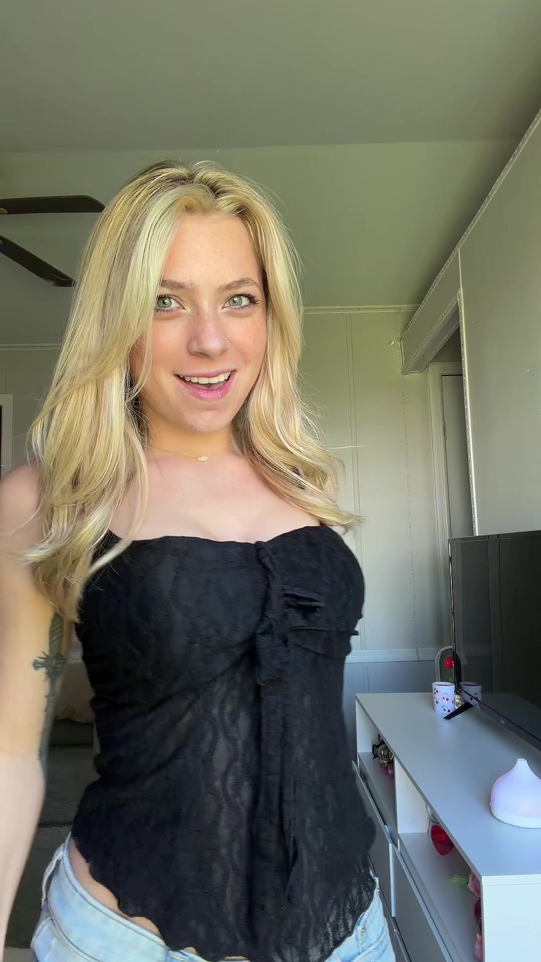 @KallieLynnn
