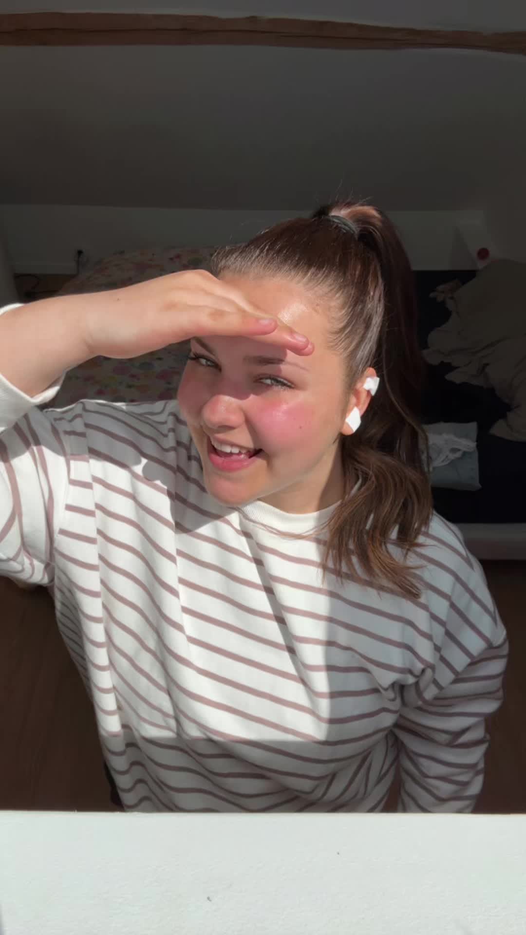 @Cam0