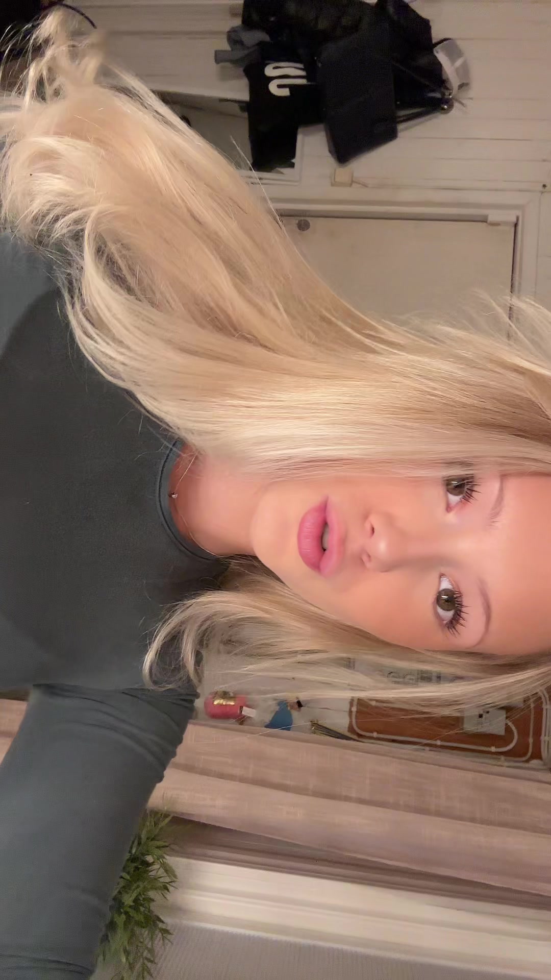 @Tuvaa