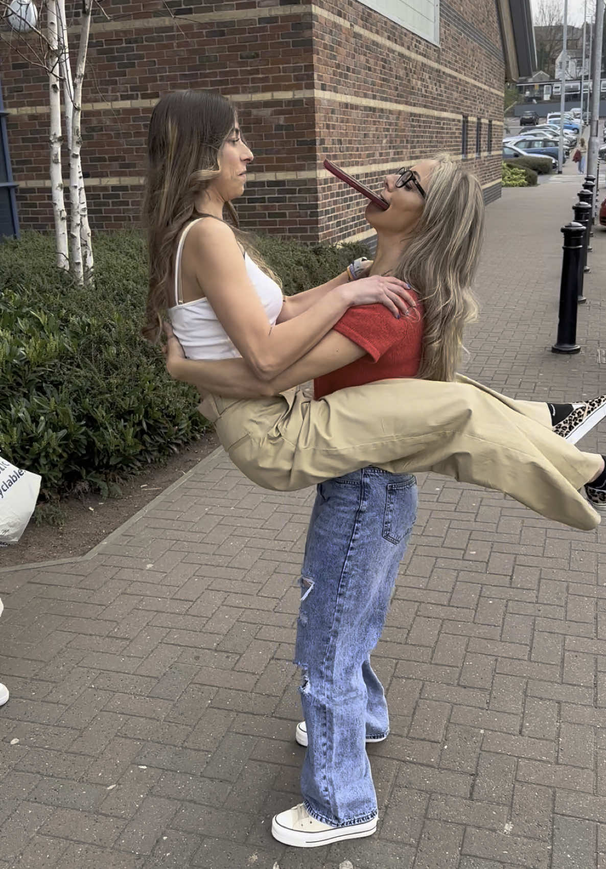 @Buffmammy
