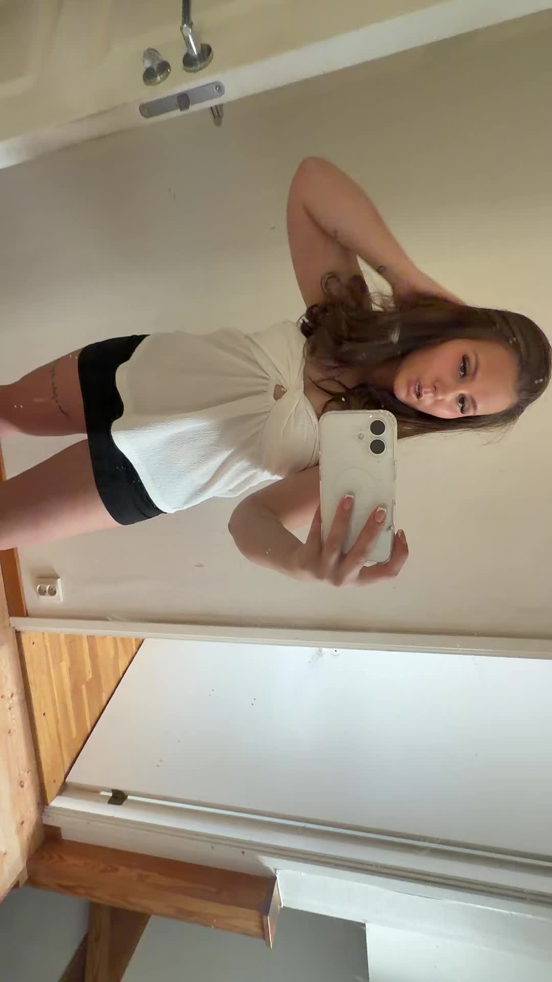 @Alexandraaa