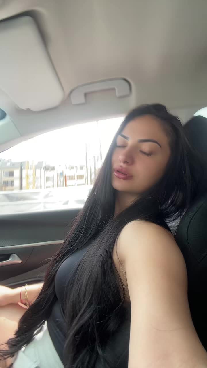 @Mikkaela Kamburova