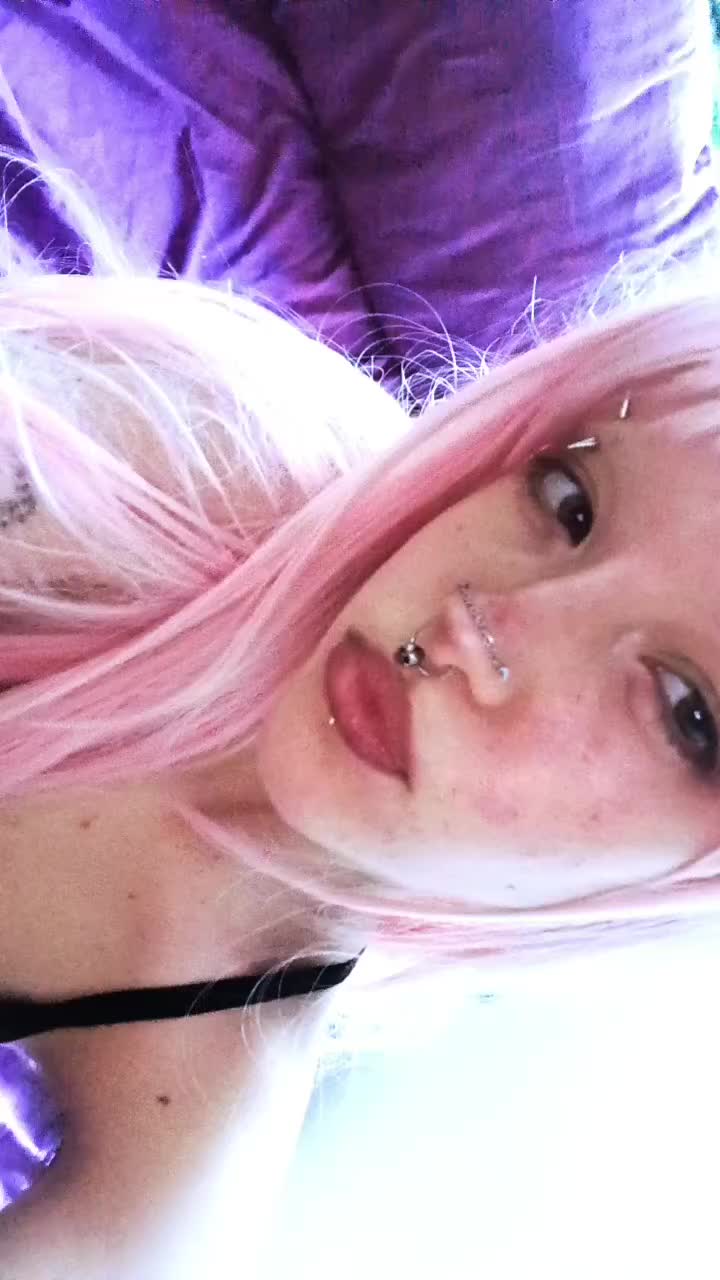 @ash :3