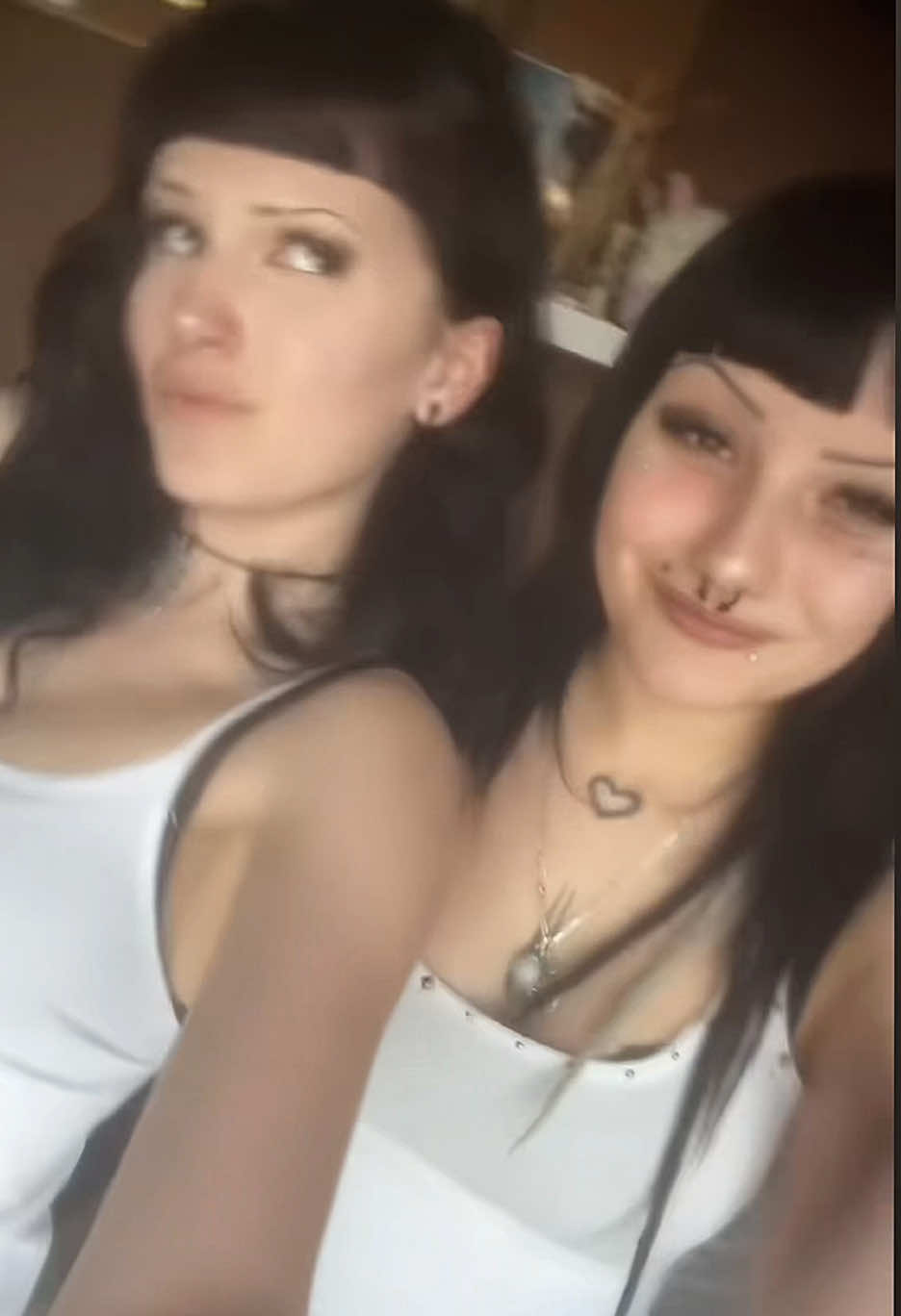 @🧛🏻♀️