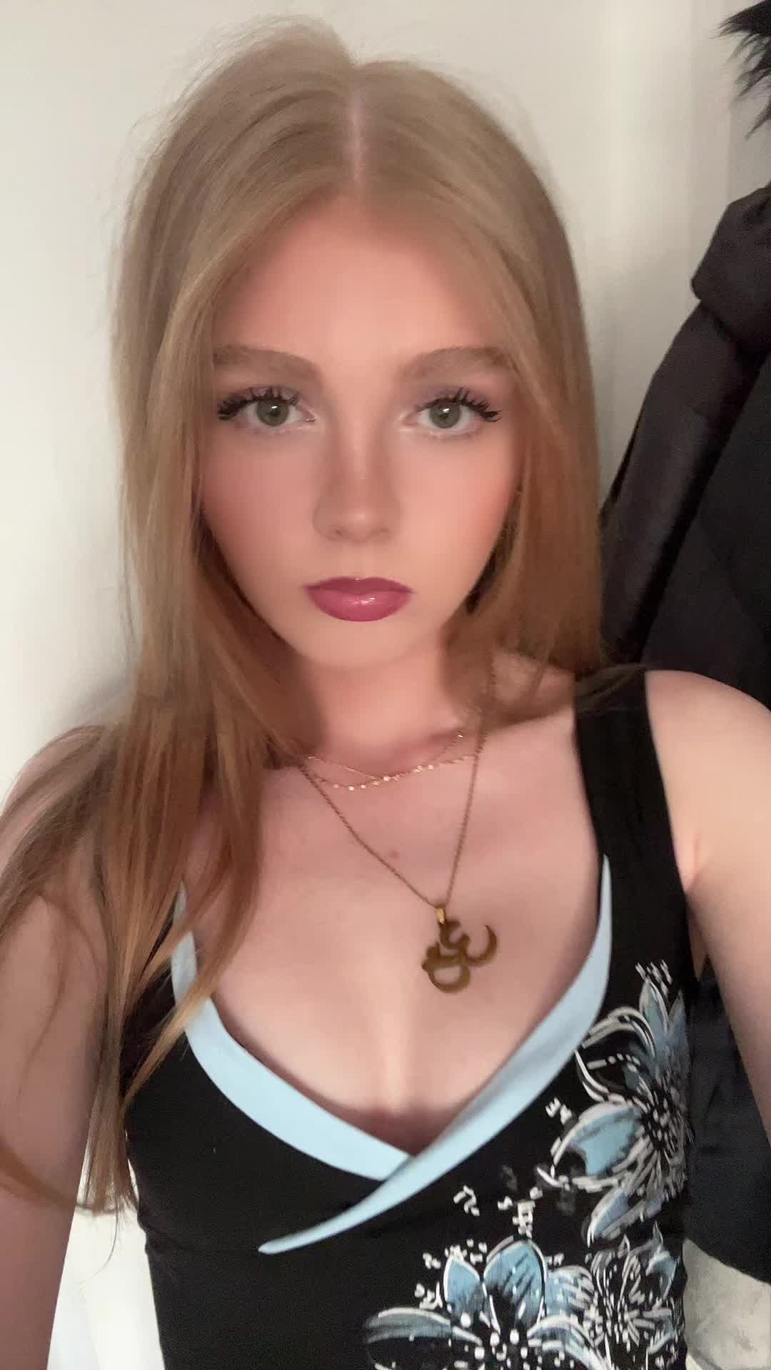@t⁸