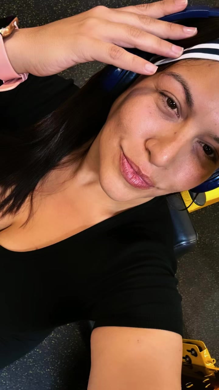 @nicoledimolina
