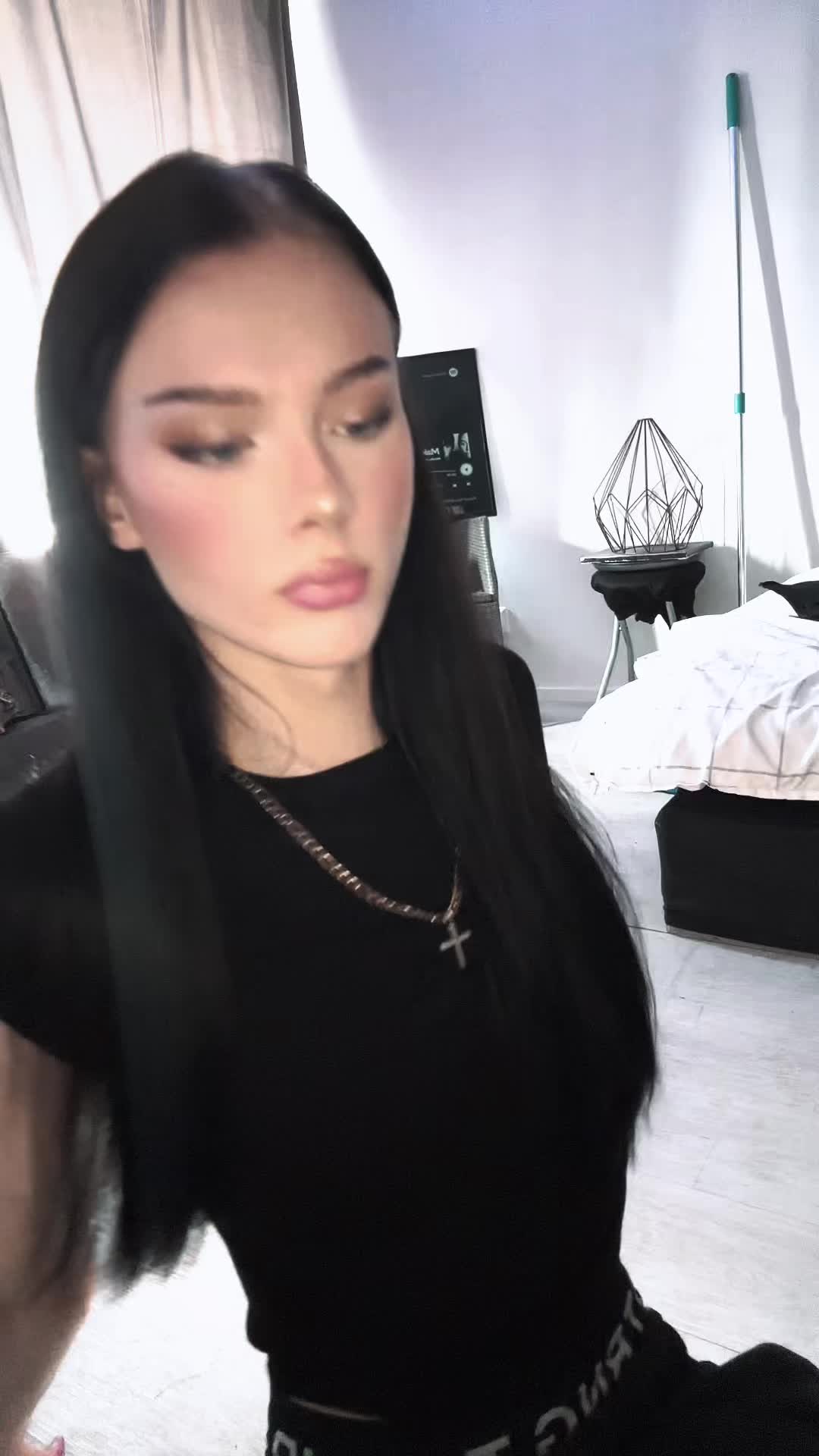 @Nikitakanervala