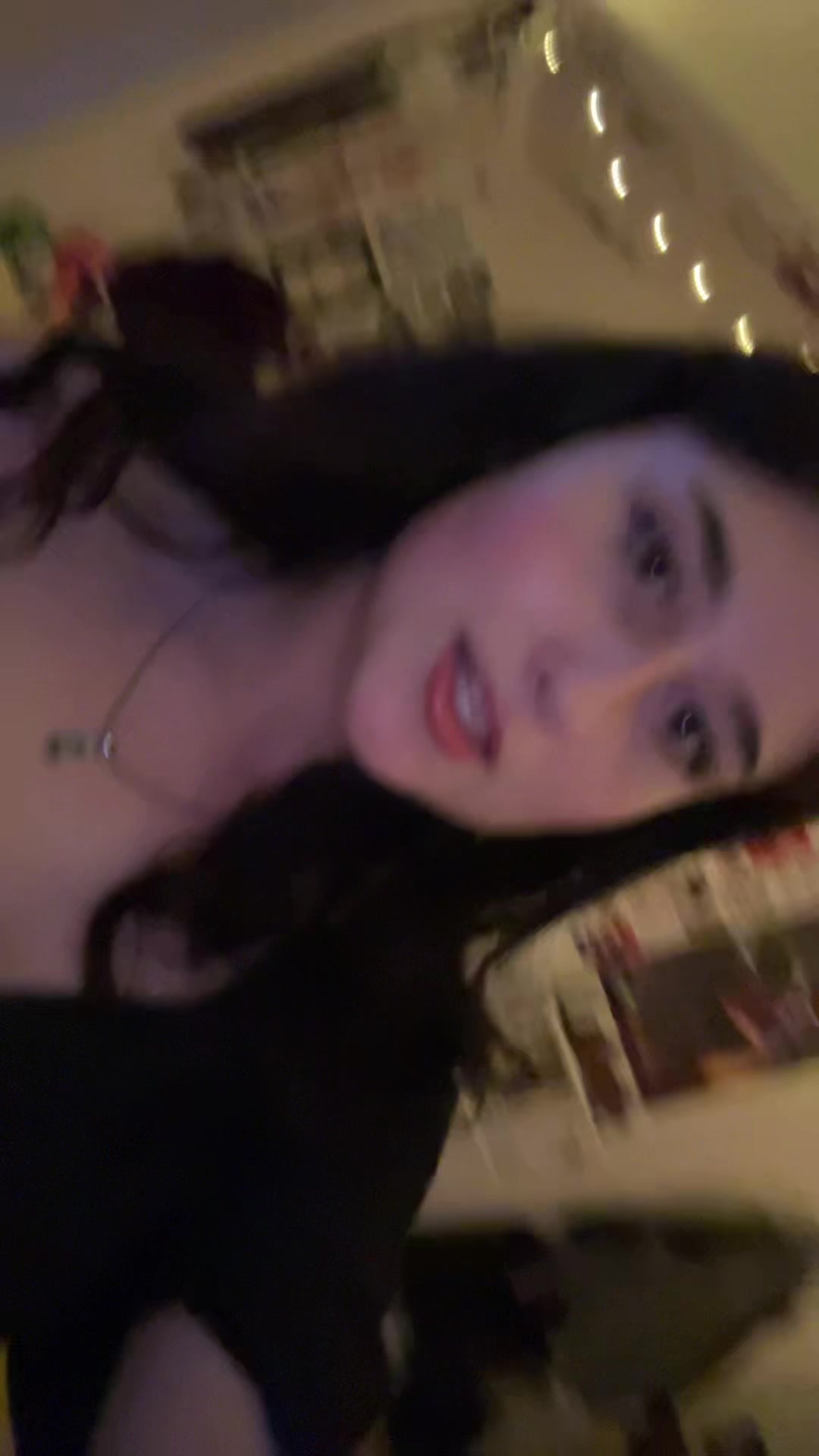 @feebs