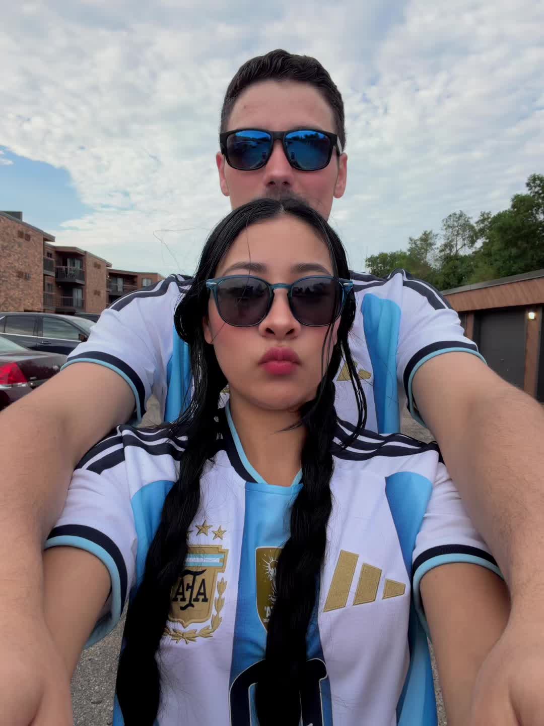 @El gringo y la Yani🇺🇸🇳🇮