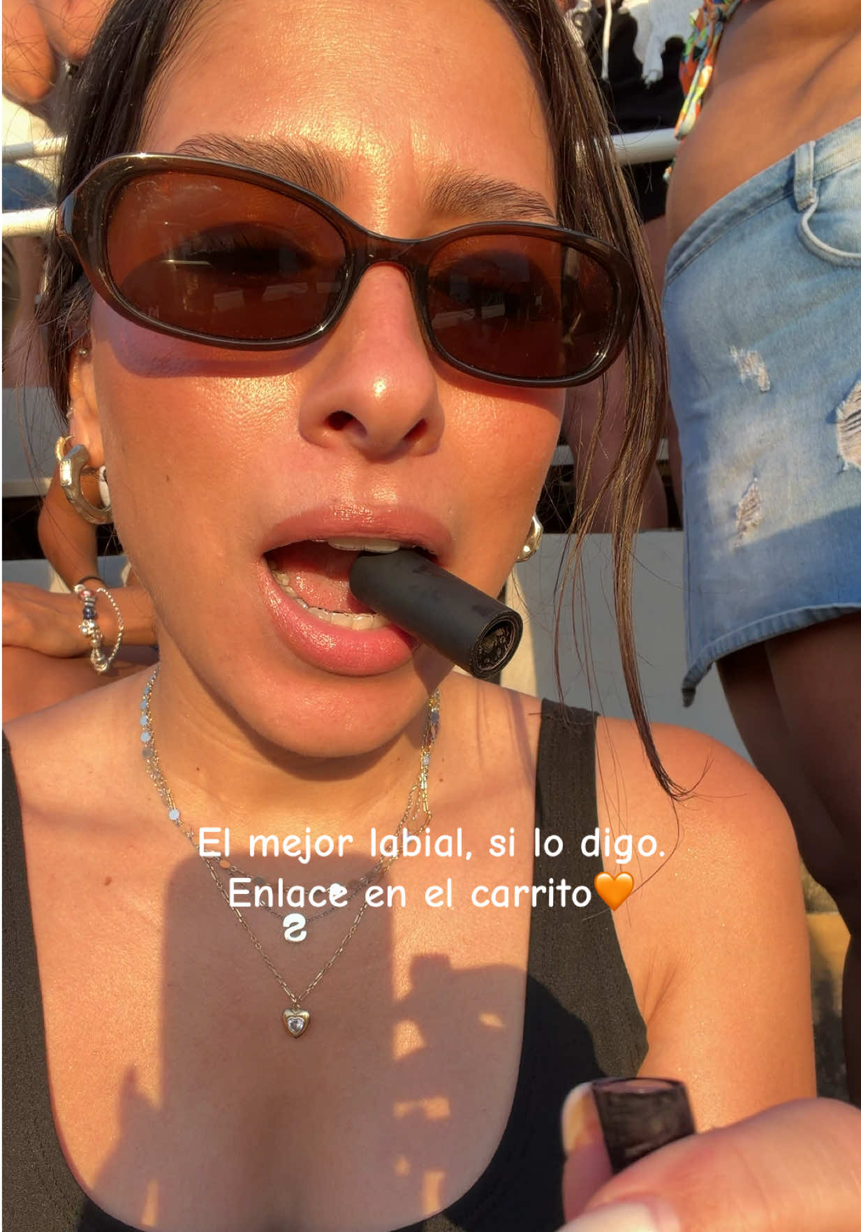 @Tifani