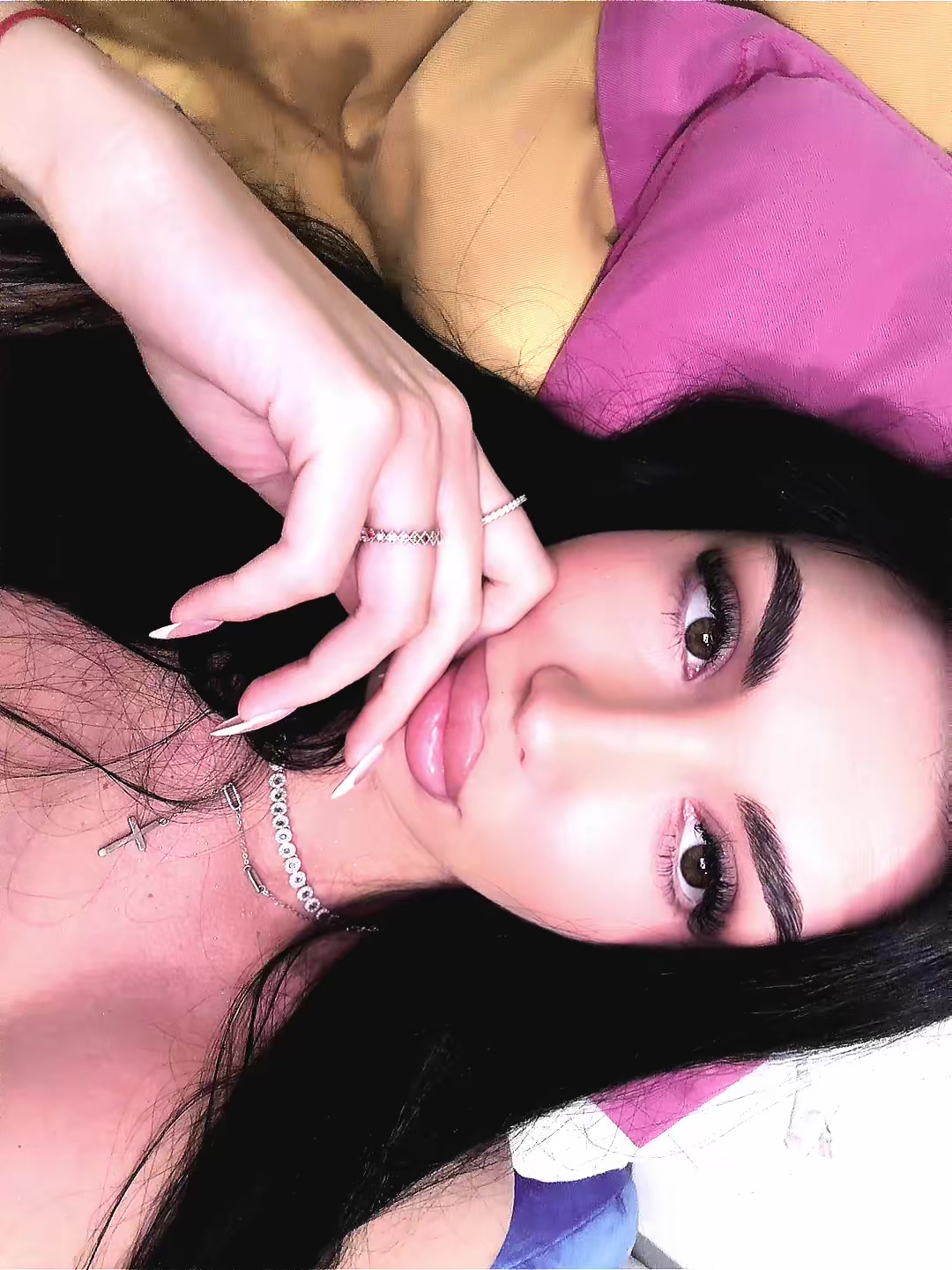 @iuliavrn_
