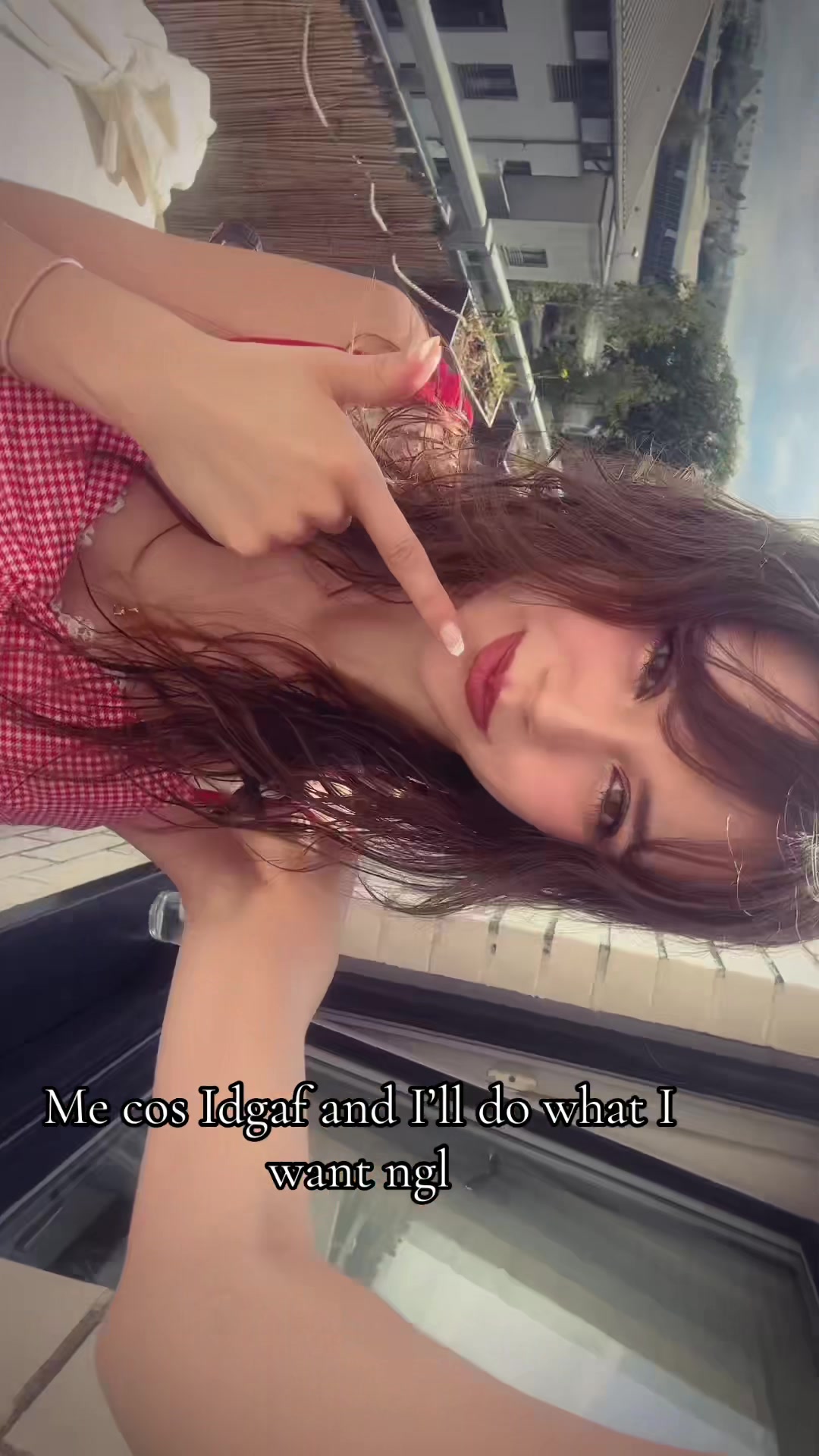 @Feena