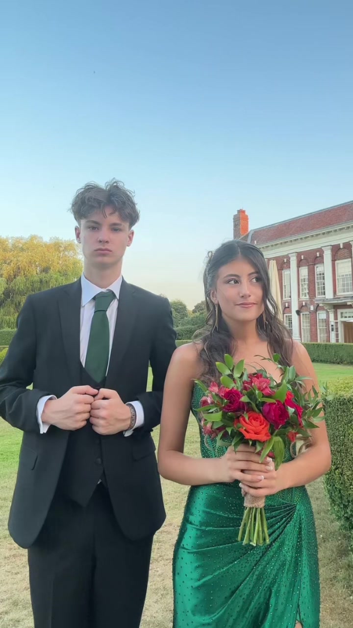@𝑰𝒎𝒆𝒍𝒅𝒂 𝑫𝒂𝒍𝒊𝒑𝒊 🤍