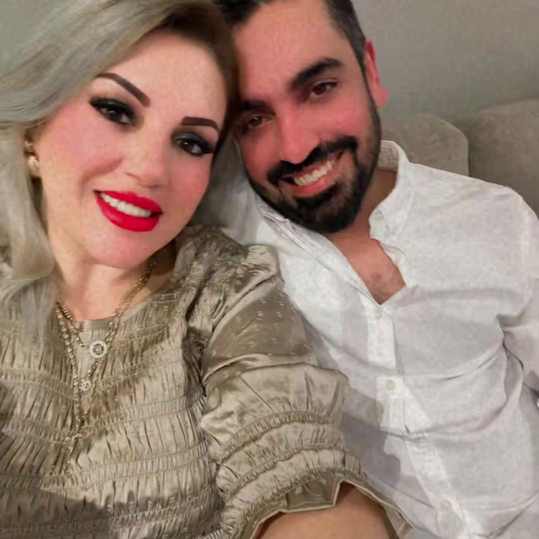 @AyeshaAkbar🩷
