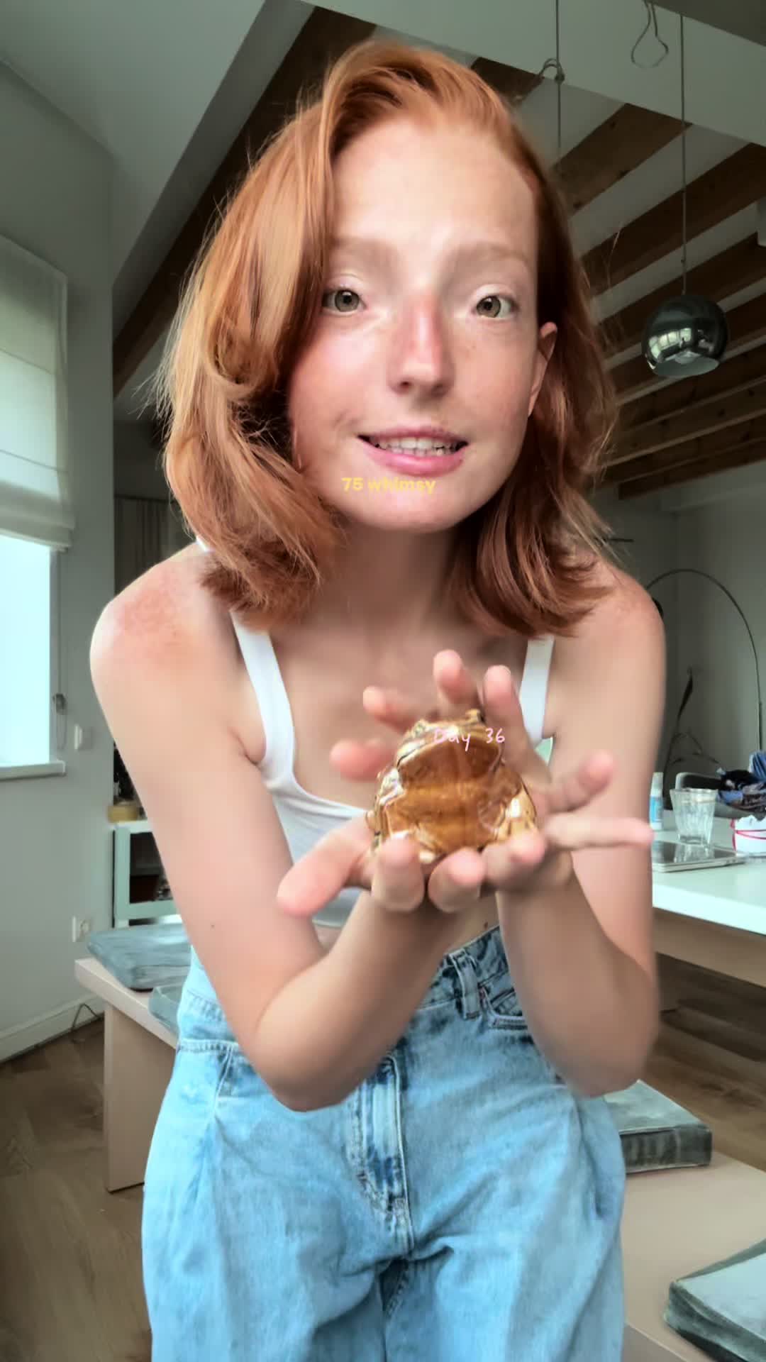@charlize_fairy