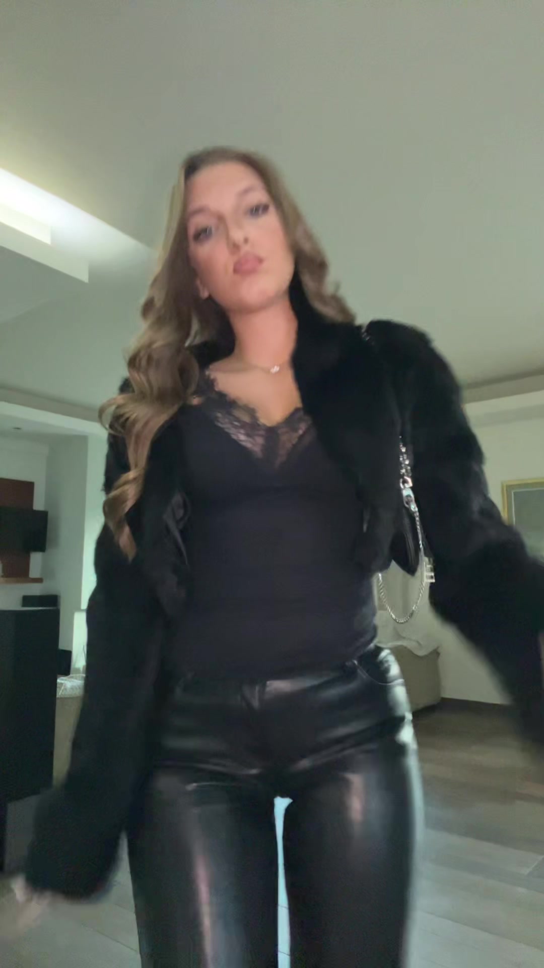@𝓼𝓸𝓯𝓲𝓪